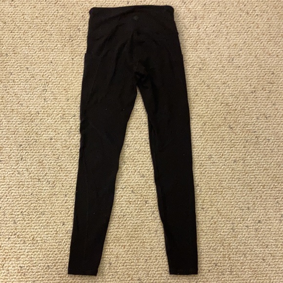 Athleta Stash Pocket Salutation Tight Black - Picture 4 of 7